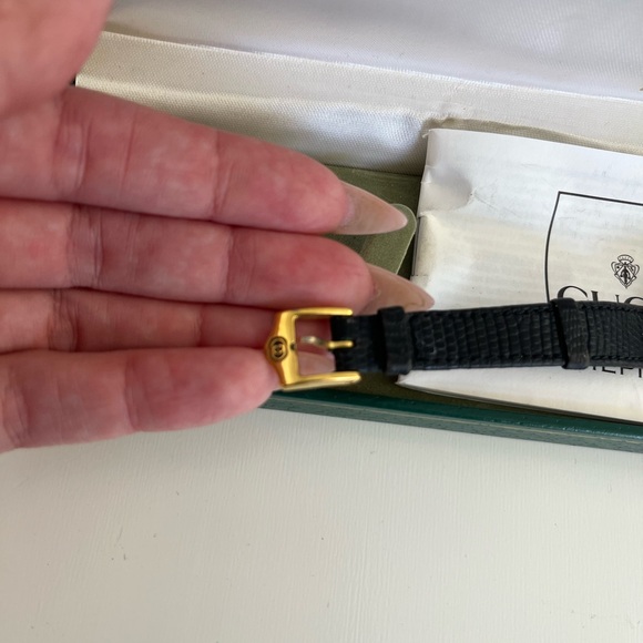 Auth VTG GUCCI Watch - Picture 7 of 9